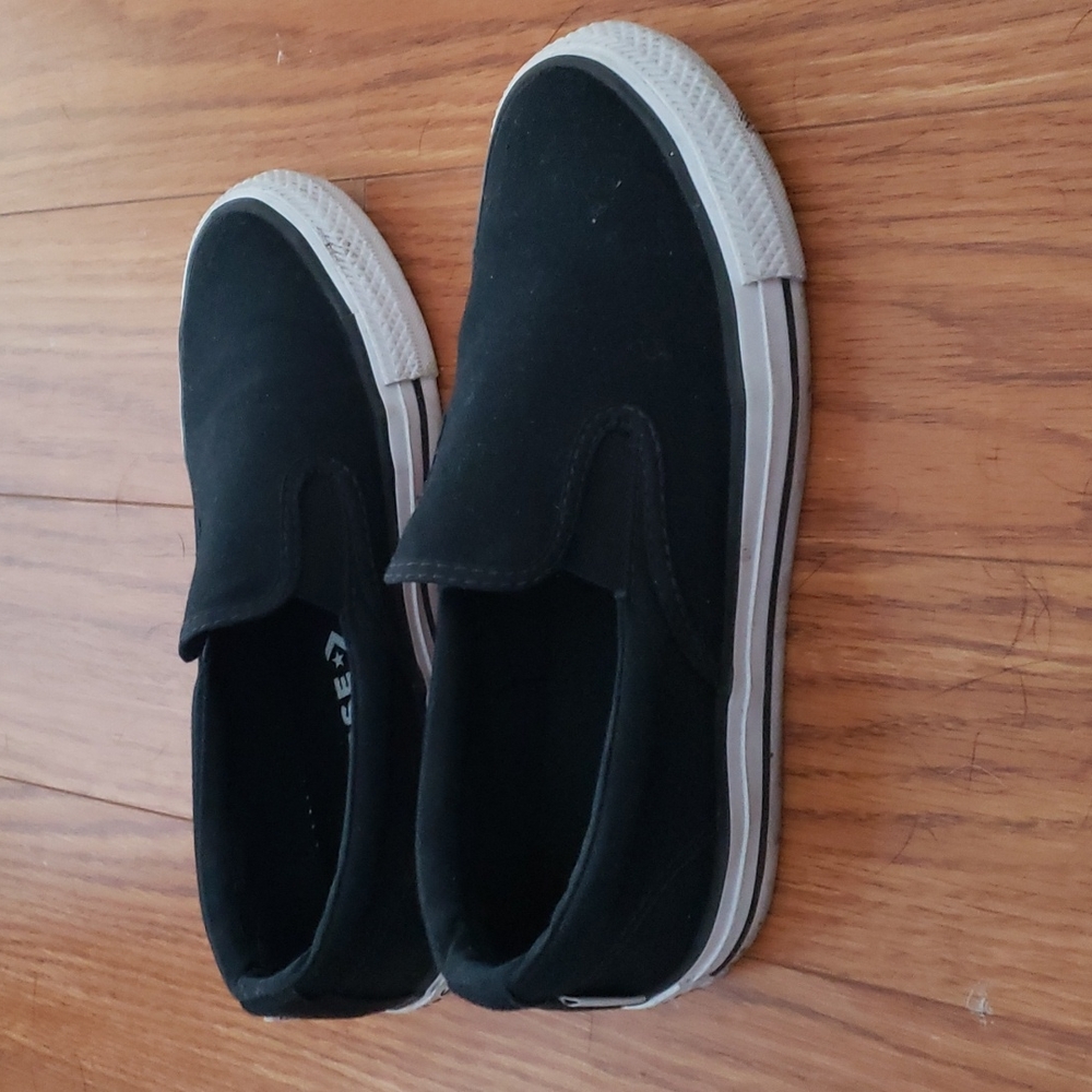 Womens slip on Converse size 5.5